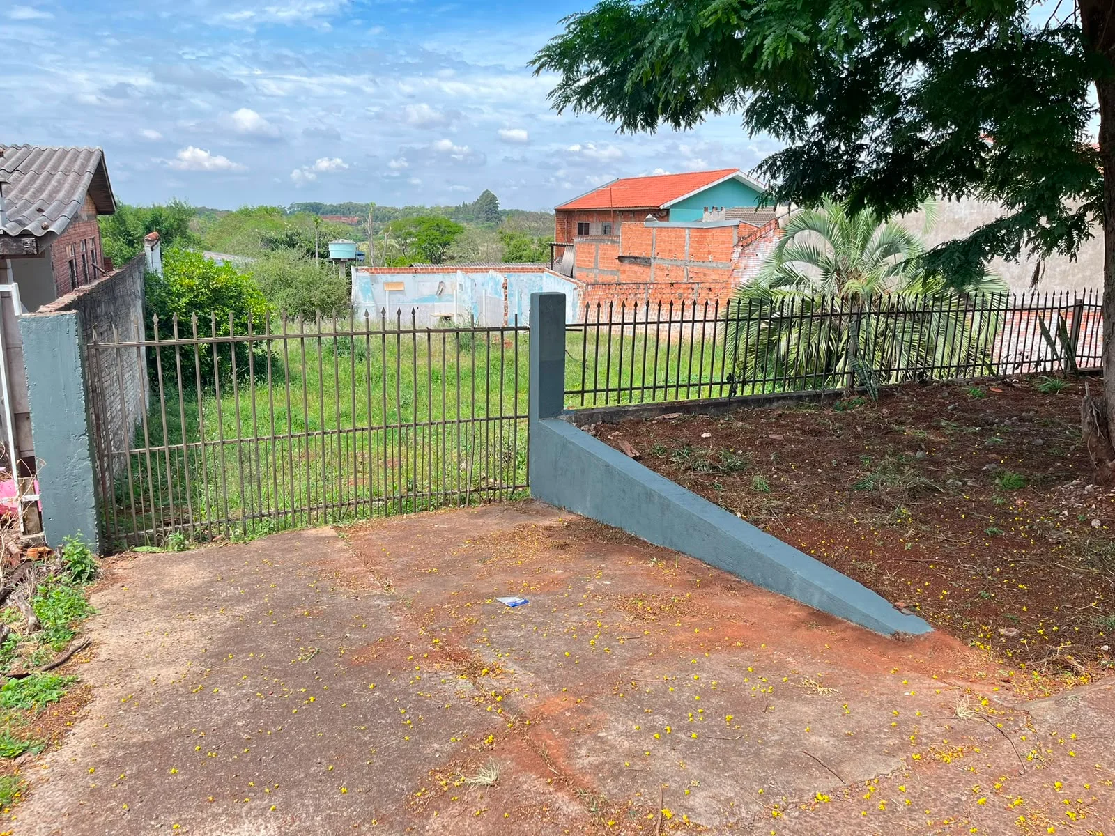 Terreno à venda no Universitário