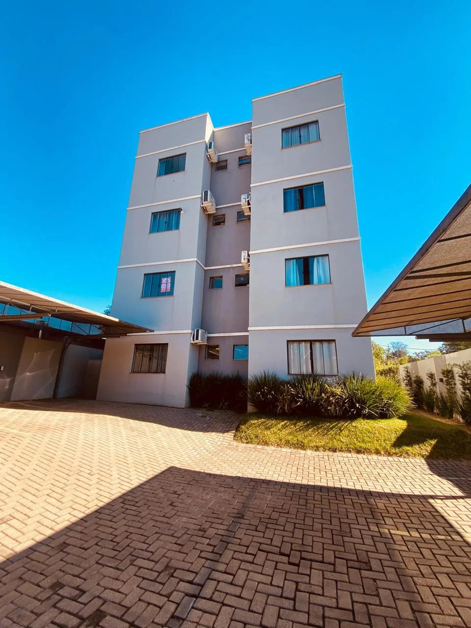 Apartamento à venda no Brazmadeira