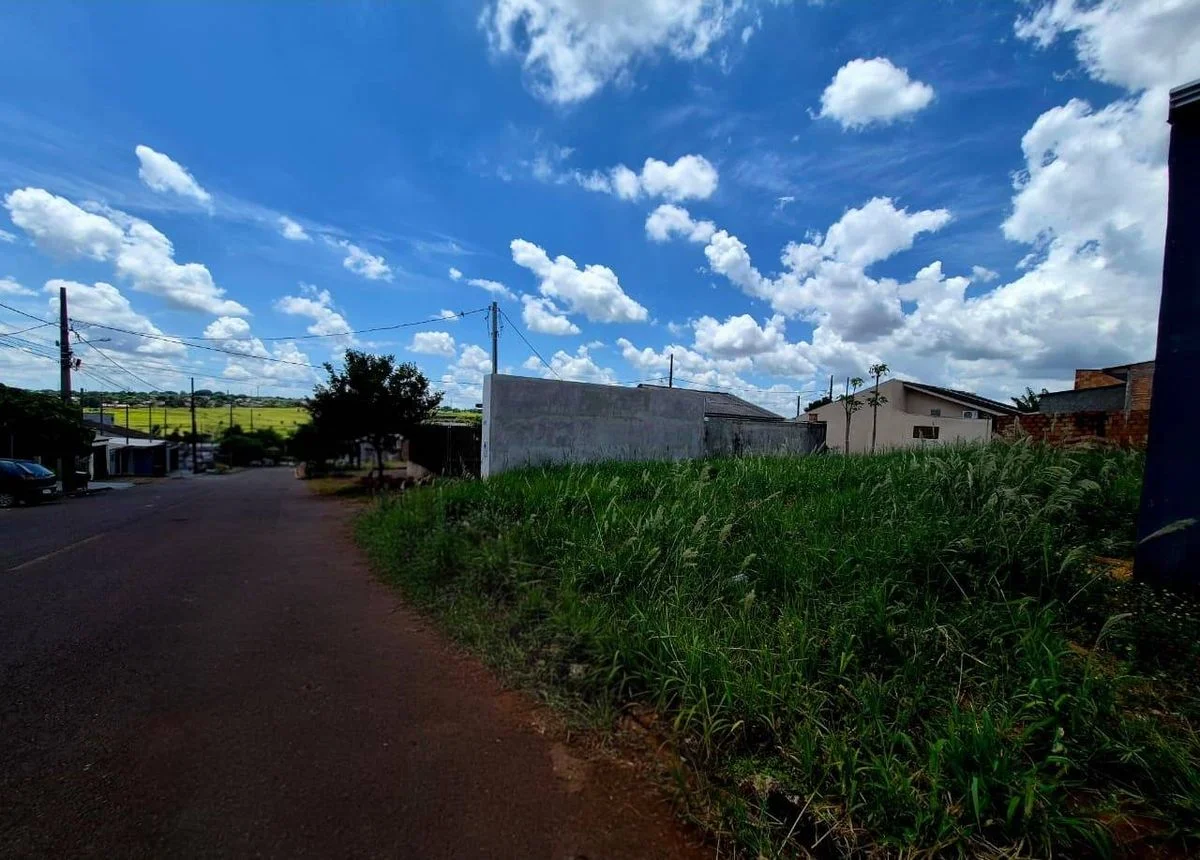 Residencial à Venda, 14 de Novembro - Cascavel