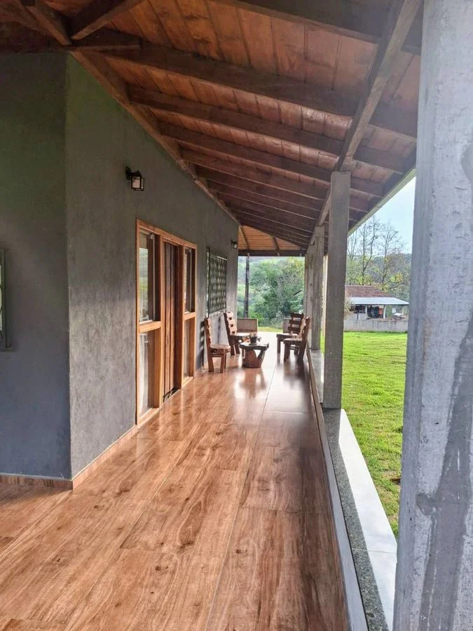 Chácara com 4 Quartos à Venda, Santa Maria - Santa Tereza do Oeste