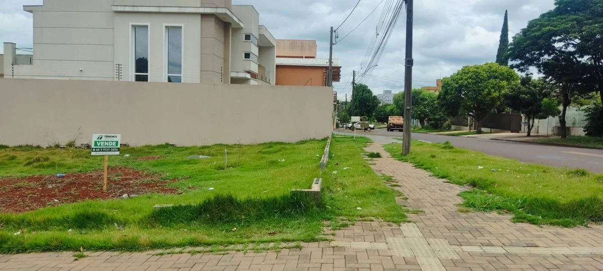 Residencial à Venda, Universitário - Cascavel