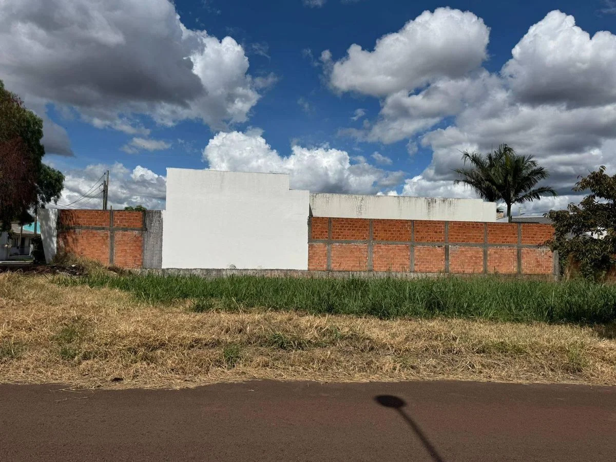Residencial à Venda, Universitário - Cascavel