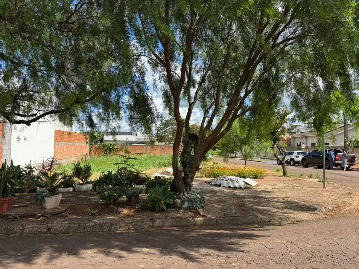 Residencial à Venda, Universitário - Cascavel