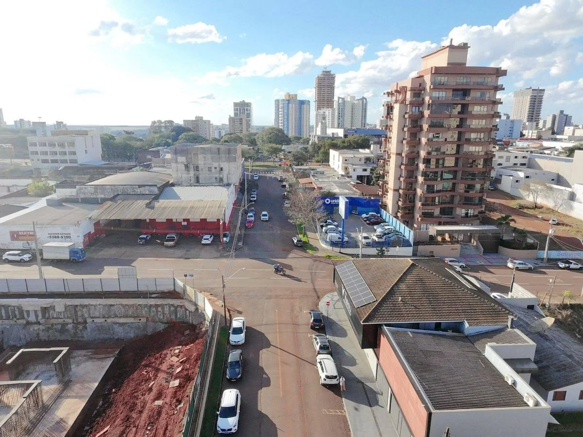 TERRENO COM ALTO POTENCIAL CONSTRUTIVO NO CENTRO