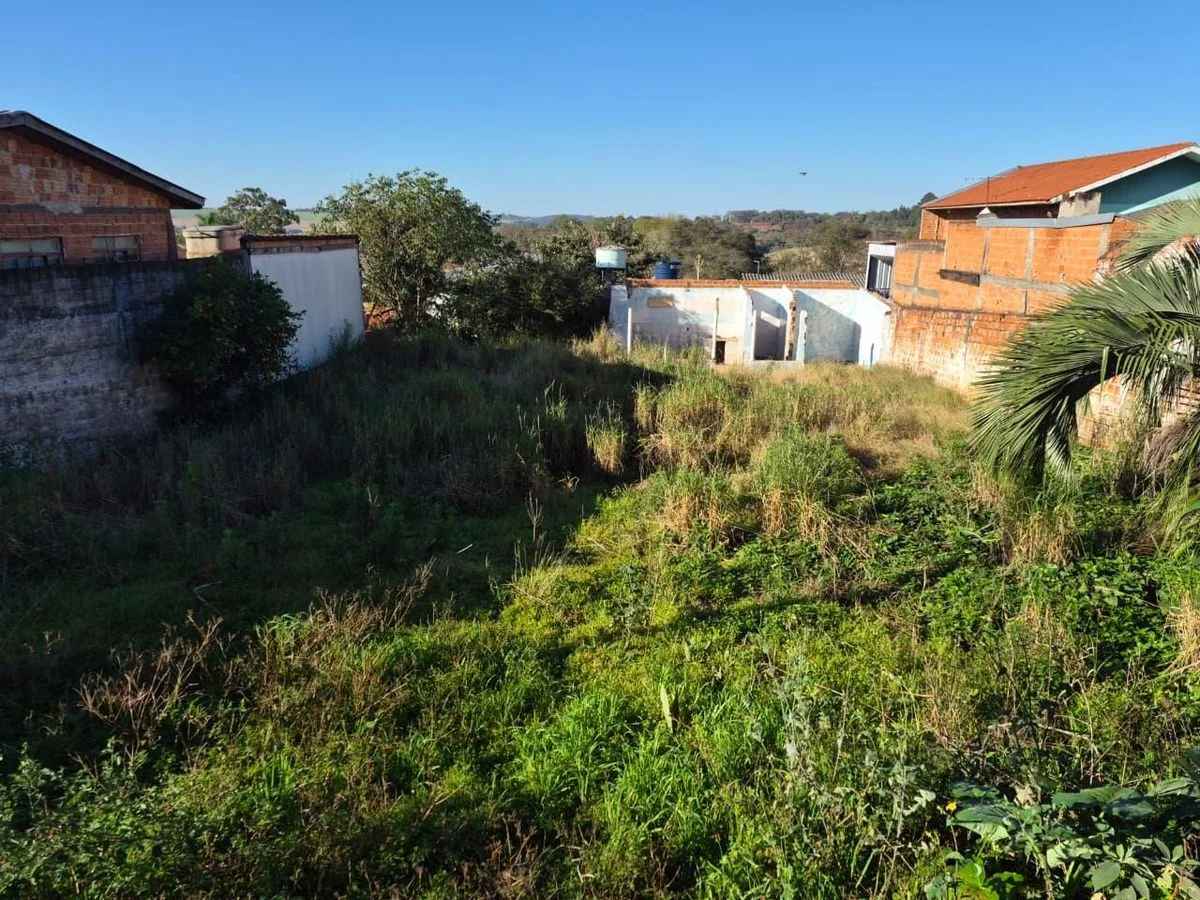 TERRENO NO UNIVERSITARIO 500 METROS DA UNIOESTE