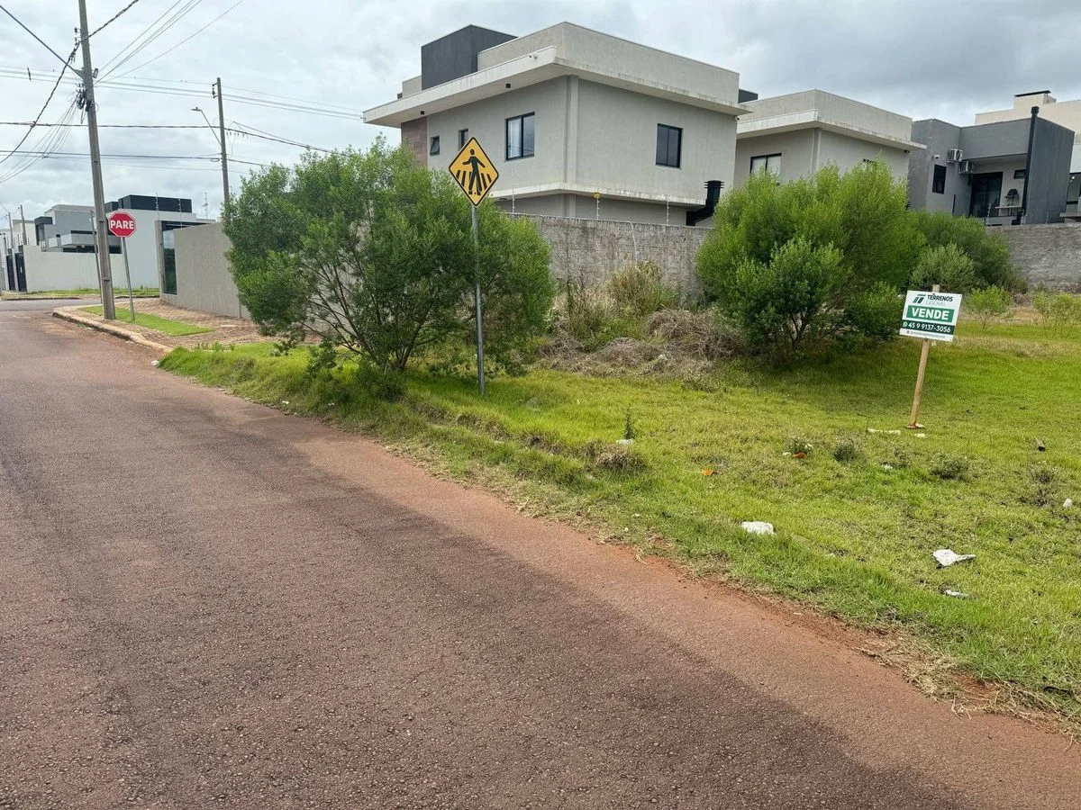 Residencial à Venda, Recanto Tropical - Cascavel