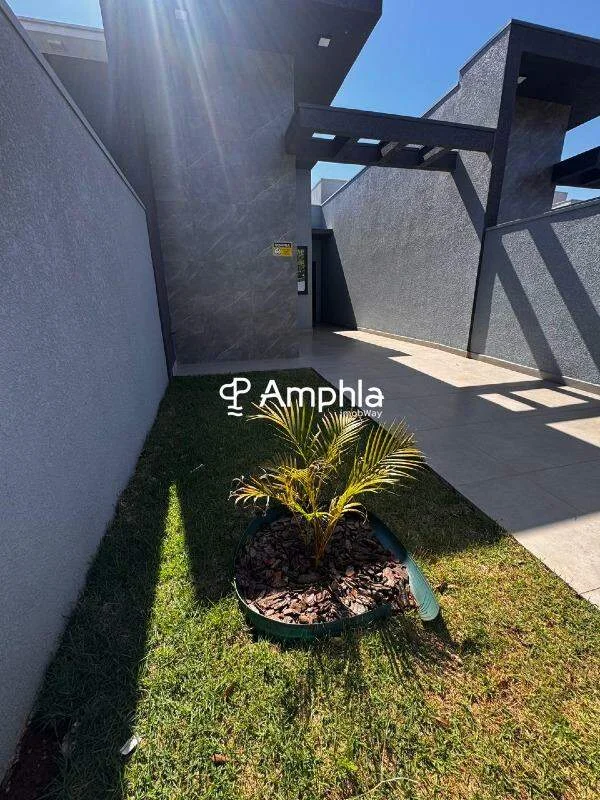 Casa à venda no bairro Jardim Coopagro em Toledo