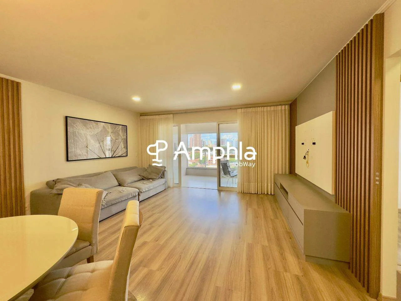 Apartamento à venda no bairro Centro em Cascavel