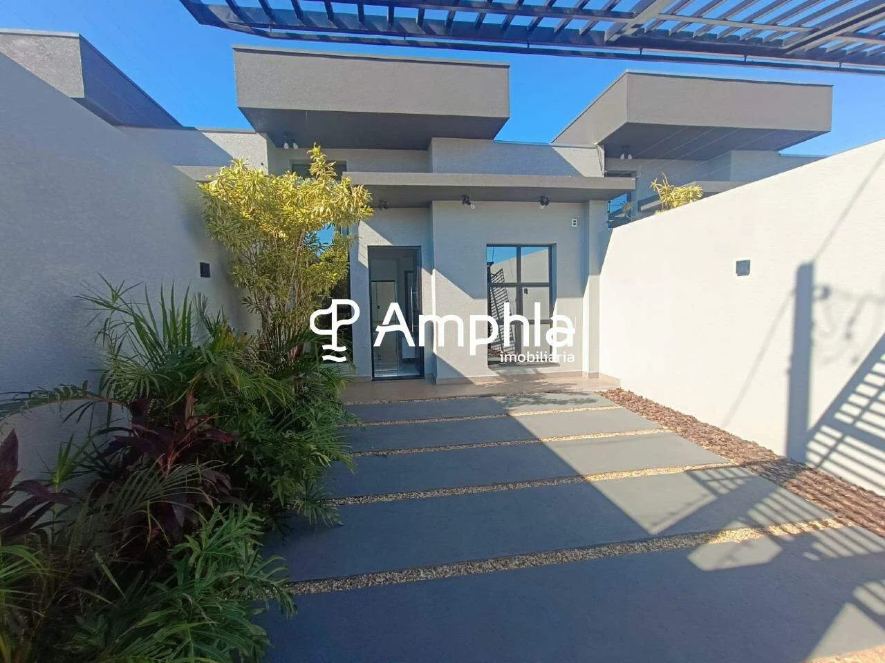 Casa com 2 dormitórios à venda, 70m² - Madrid, Cascavel - Pr