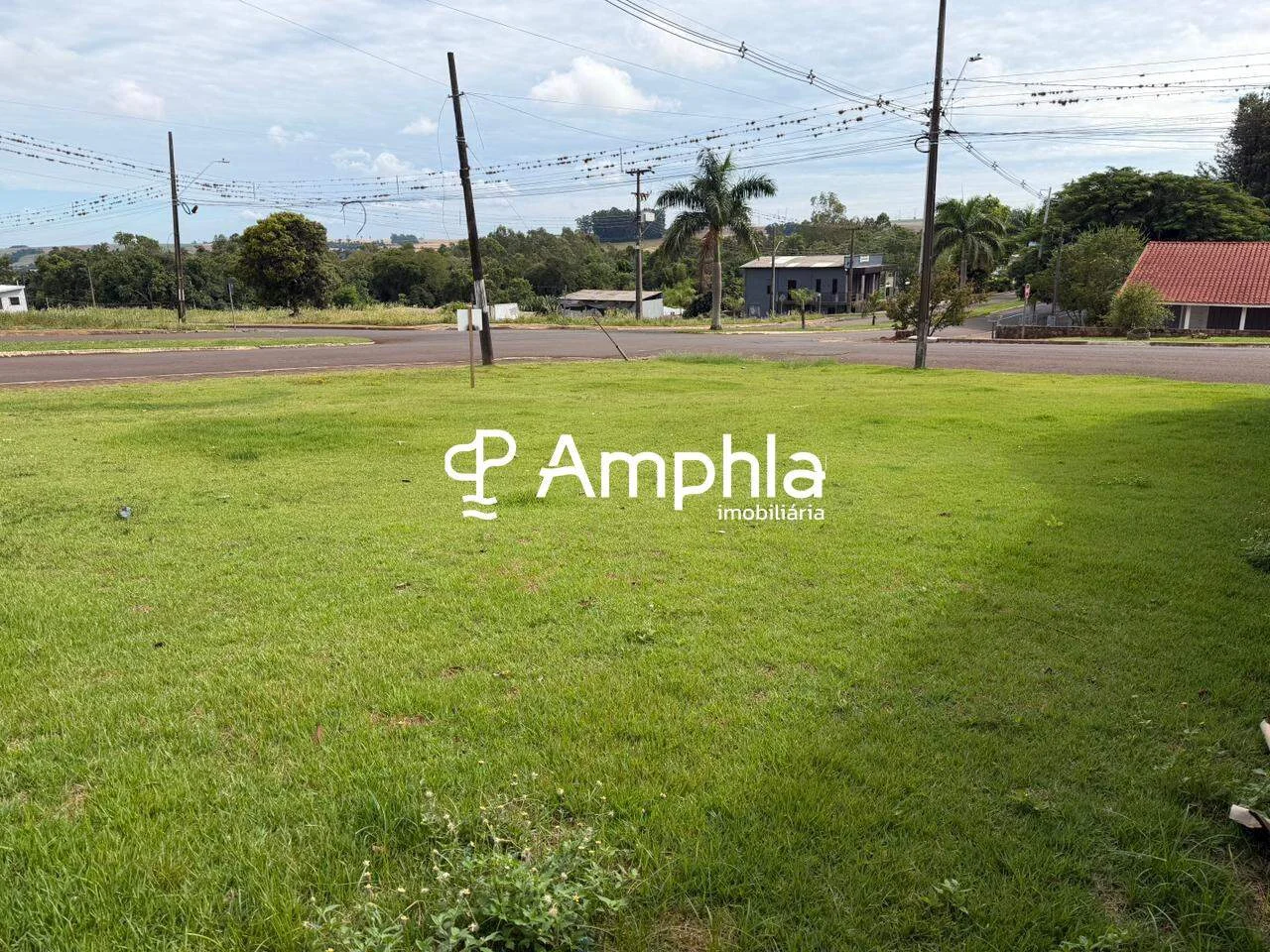 Terreno de Esquina em Céu Azul – 210 m²
