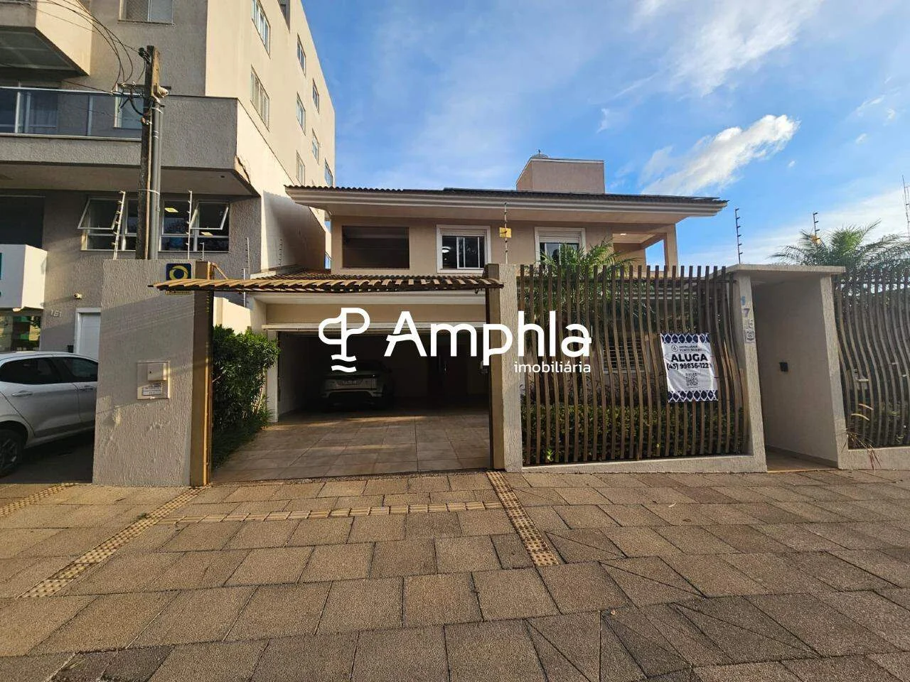 Sobrado com 4 suítes à venda, 380m² - Parque Sao Paulo, Cascavel-PR
