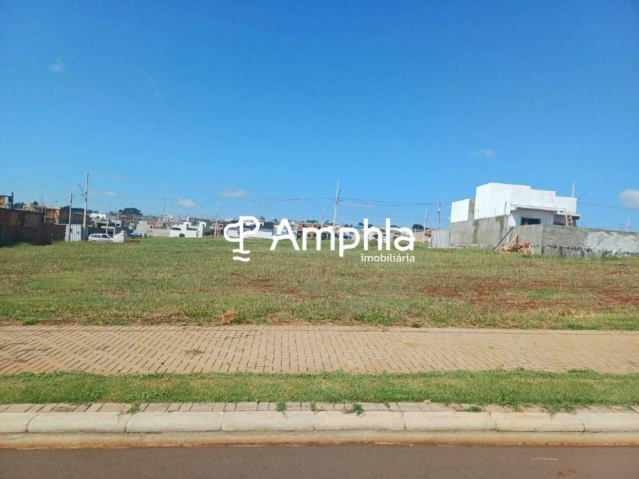 Terreno à venda, 336m² - Bella Vita Fase 1, Cascavel-PR