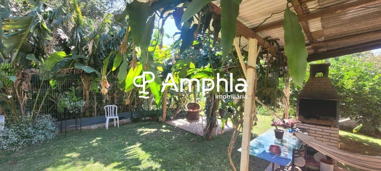 CASA A VENDA NO CENTRO
