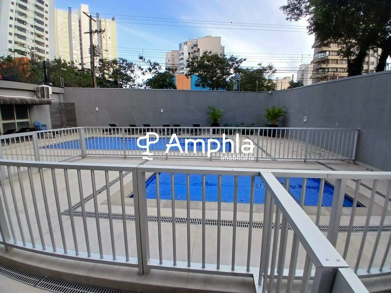 Apartamento semimobiliado com 3 dormitórios à venda, 89m² - Centro, Cascavel/PR
