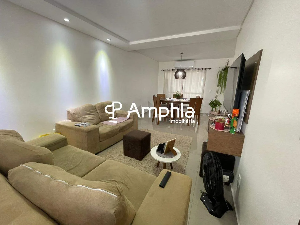 Sobrado semimobiliado com 3 dormitórios à venda, 183,97m² - Jardim Maria Luiza, Cascavel/PR