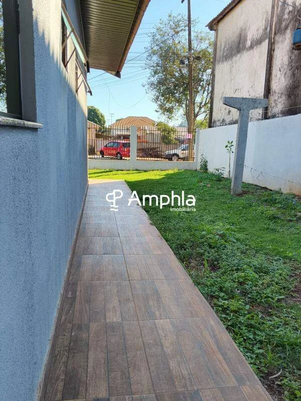 Casa à venda no bairro Jardim Concórdia em Toledo