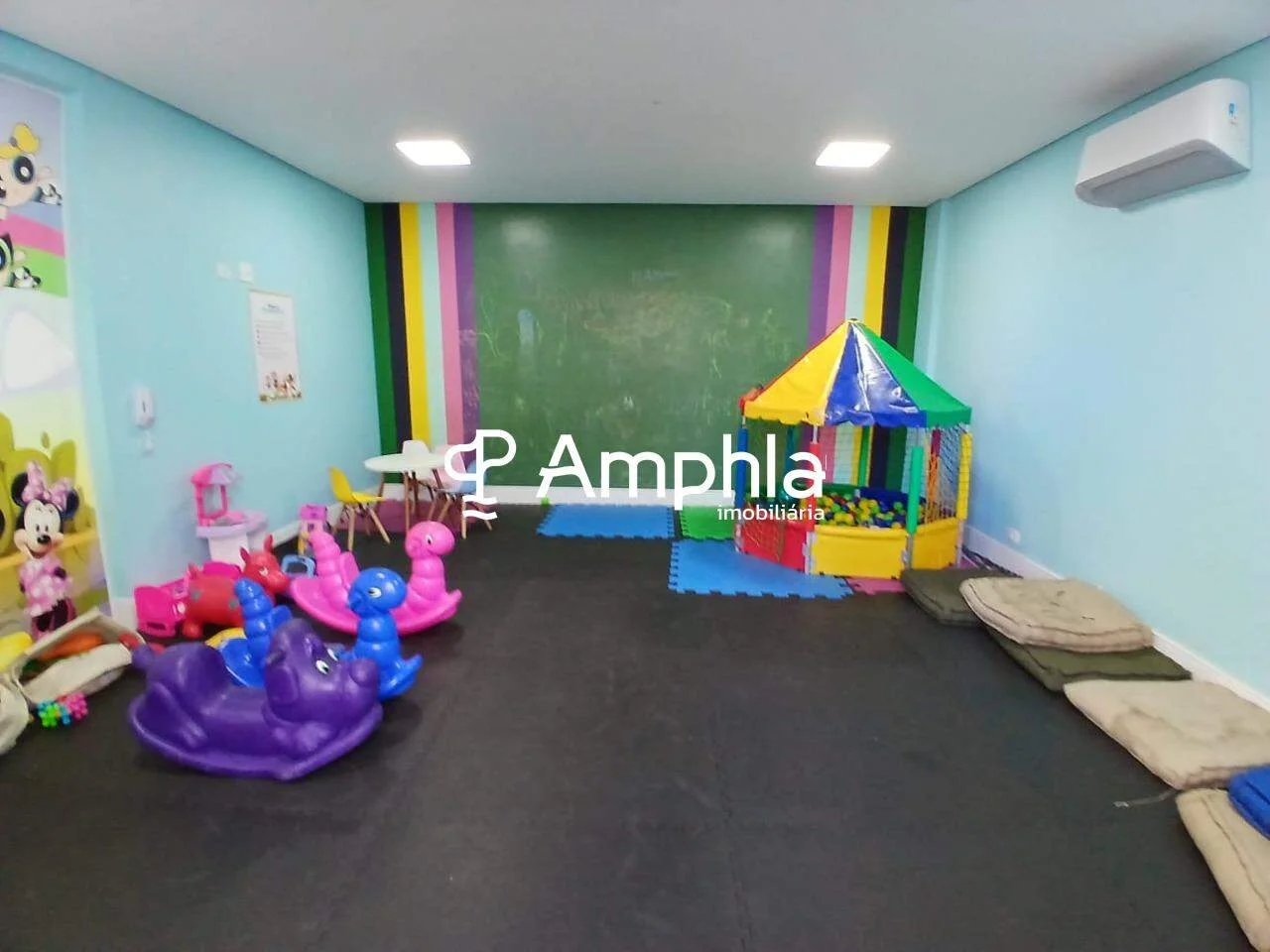 Apartamento semi mobiliado com 2 dormitórios à venda, 94m² - Neva, Cascavel/PR