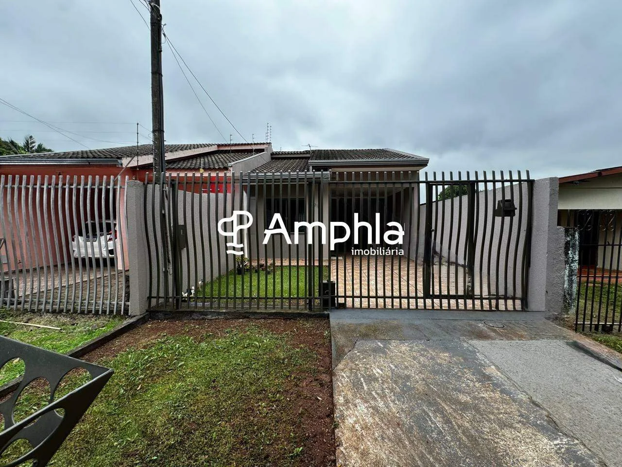 Casa com 2 dormitórios à venda, 76m² - Parque São Paulo, Cascavel-PR
