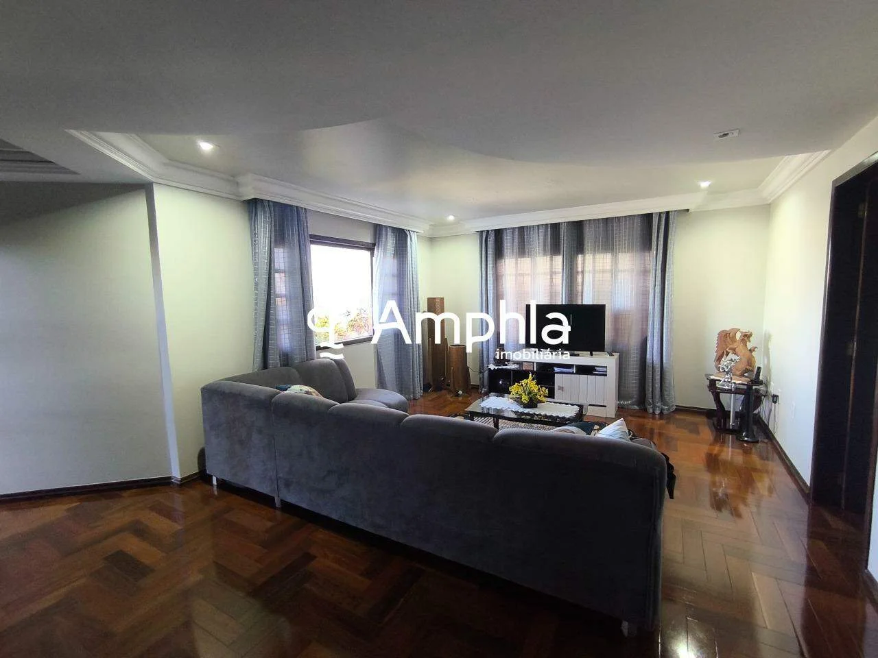 Sobrado com 5 dormitórios à venda, 345m² - Coqueiral, Cascavel-PR