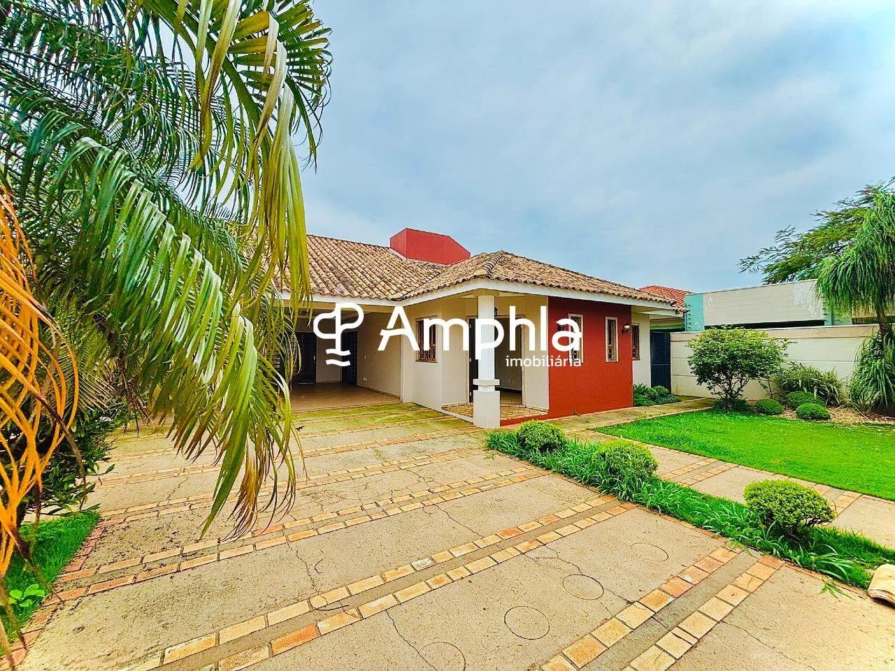 Casa com 2 quartos e 2 suítes à venda, 285m² - Recanto Tropical, Cascavel-PR