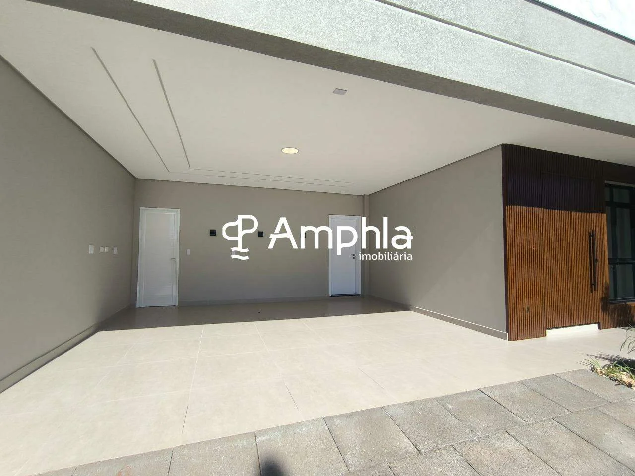 Sobrado com 3 suítes à venda, 236m² - Vila Firenze, Cascavel-PR