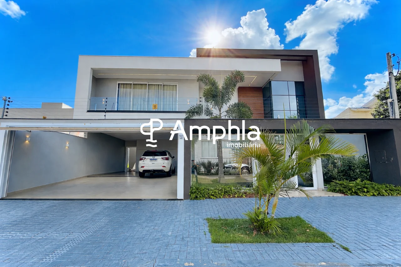 Sobrado com 4 suítes à venda, 347,80m² - Maria Luiza, Cascavel/PR