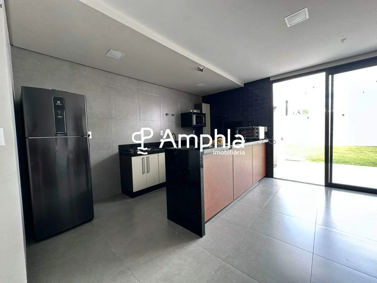 Sobrado com 3 suítes à venda, 130m² - Tropical II, Cascavel-PR