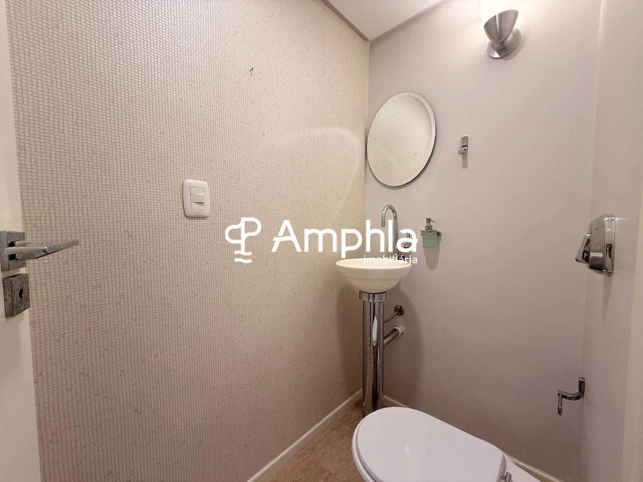 Apartamento semimobiliado com 1 suíte e 2 quartos à venda, 104,09 m² - Centro, Cascavel/PR