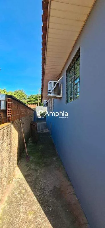 Casa em Terreno Sozinho Vila pioneira excelente localização
