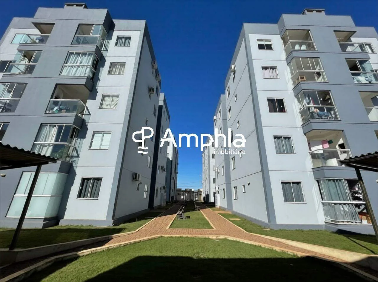 Apartamento Térreo, mobiliado com dois dormitórios à venda, Morumbi, CASCAVEL - PR