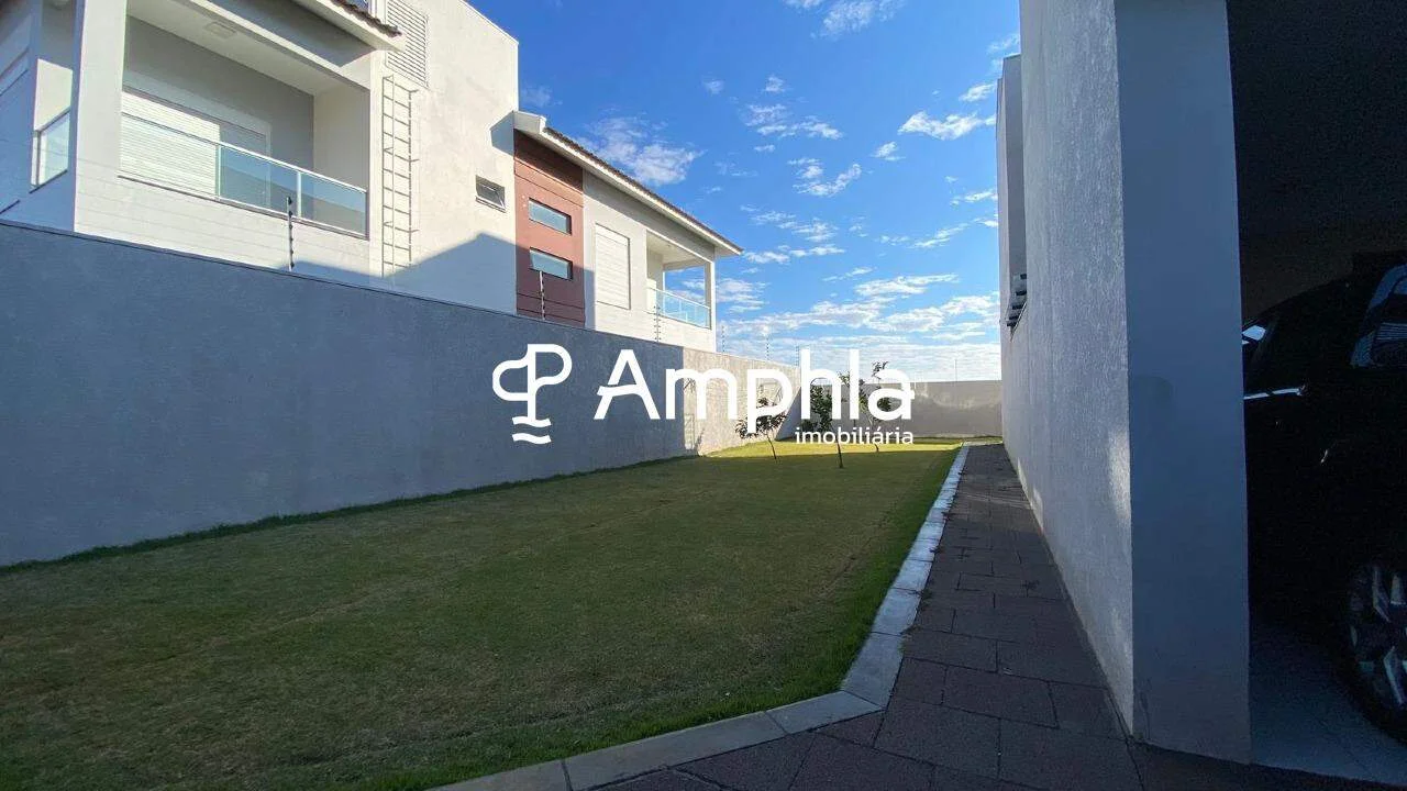 Sobrado à venda em Toledo-PR (Bairro Tocantins) | 211,46 m² | Terreno 360,18 m²