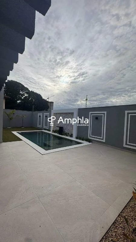 Casa com 3 suítes à venda, 330,98 m² - Centro, Cascavel-PR