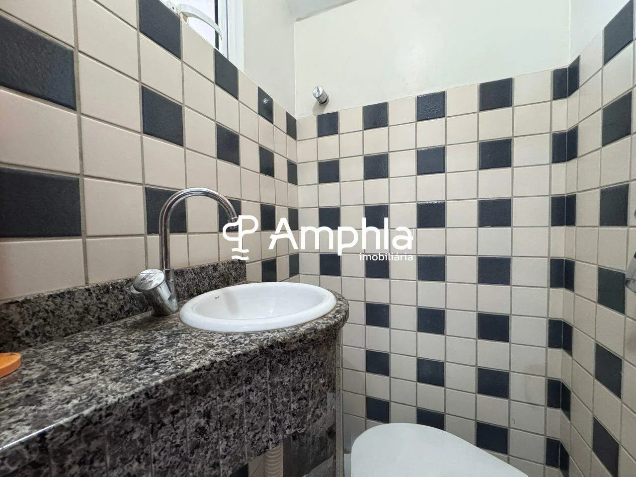 Sobrado com 1 suíte e 2 dormitórios à venda, 94.43m² - Brazmadeira, Cascavel/Pr