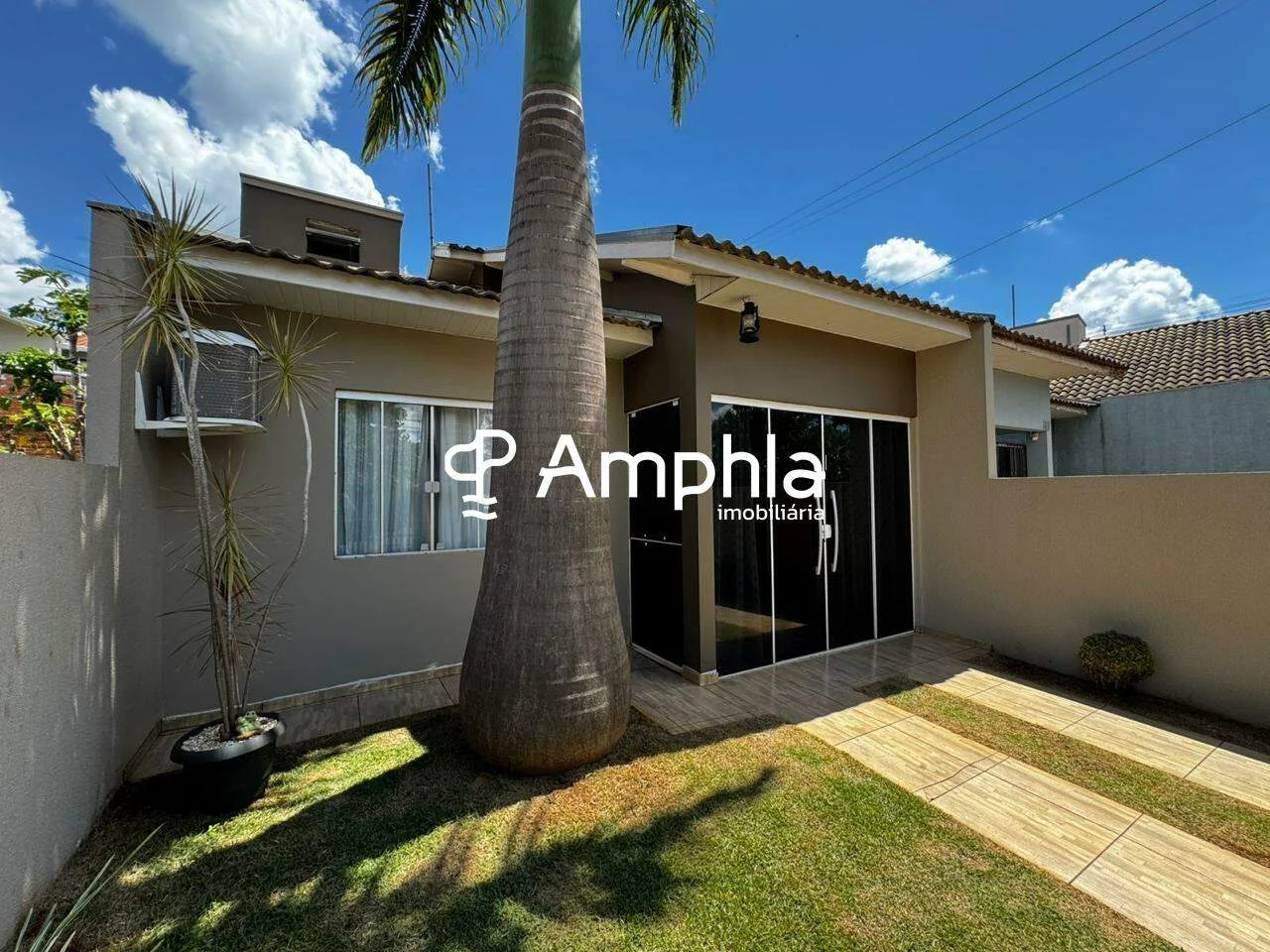 Casa 2 Quartos com Quintal Amplo – 155m²