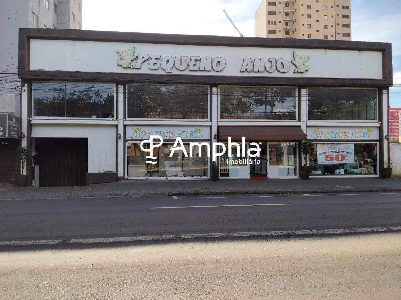 Sala comercial na Av. Brasil com 1.543m² de área construída - Cascavel/PR