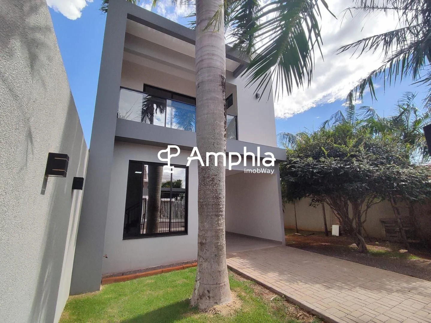 Sobrado com 3 quartos sendo 1 suíte e 2 banheiros à venda, 152 m² - Jardim Pasqualli - Toledo/PR