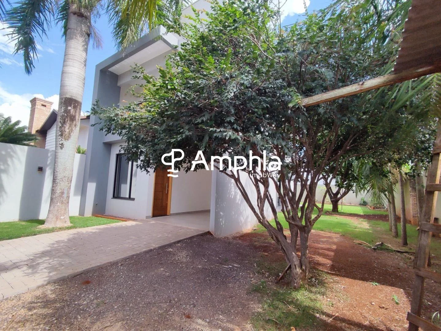 Sobrado com 3 quartos sendo 1 suíte e 2 banheiros à venda, 152 m² - Jardim Pasqualli - Toledo/PR