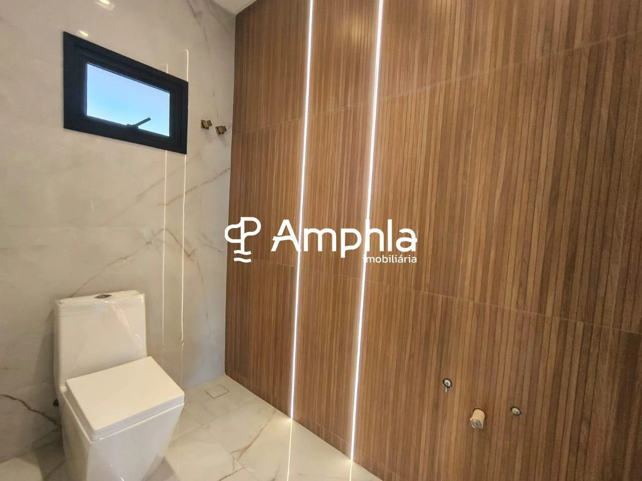 Sobrado com 3 suites à venda, 220m² - Santa Cruz, Cascavel/Pr
