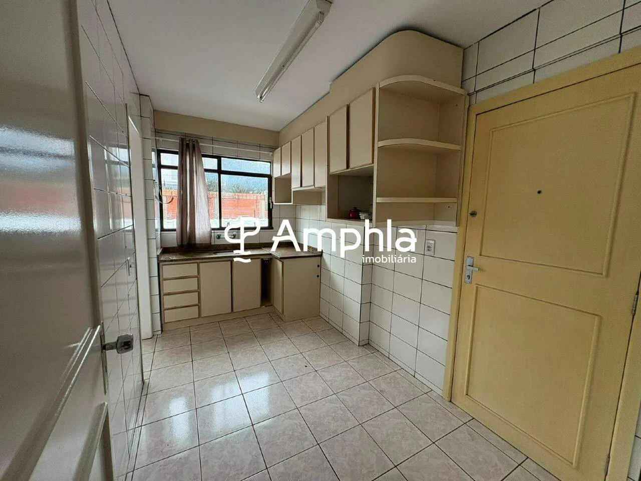 Apartamento com 03 dormitórios à venda,116m²- Centro, Cascavel/PR