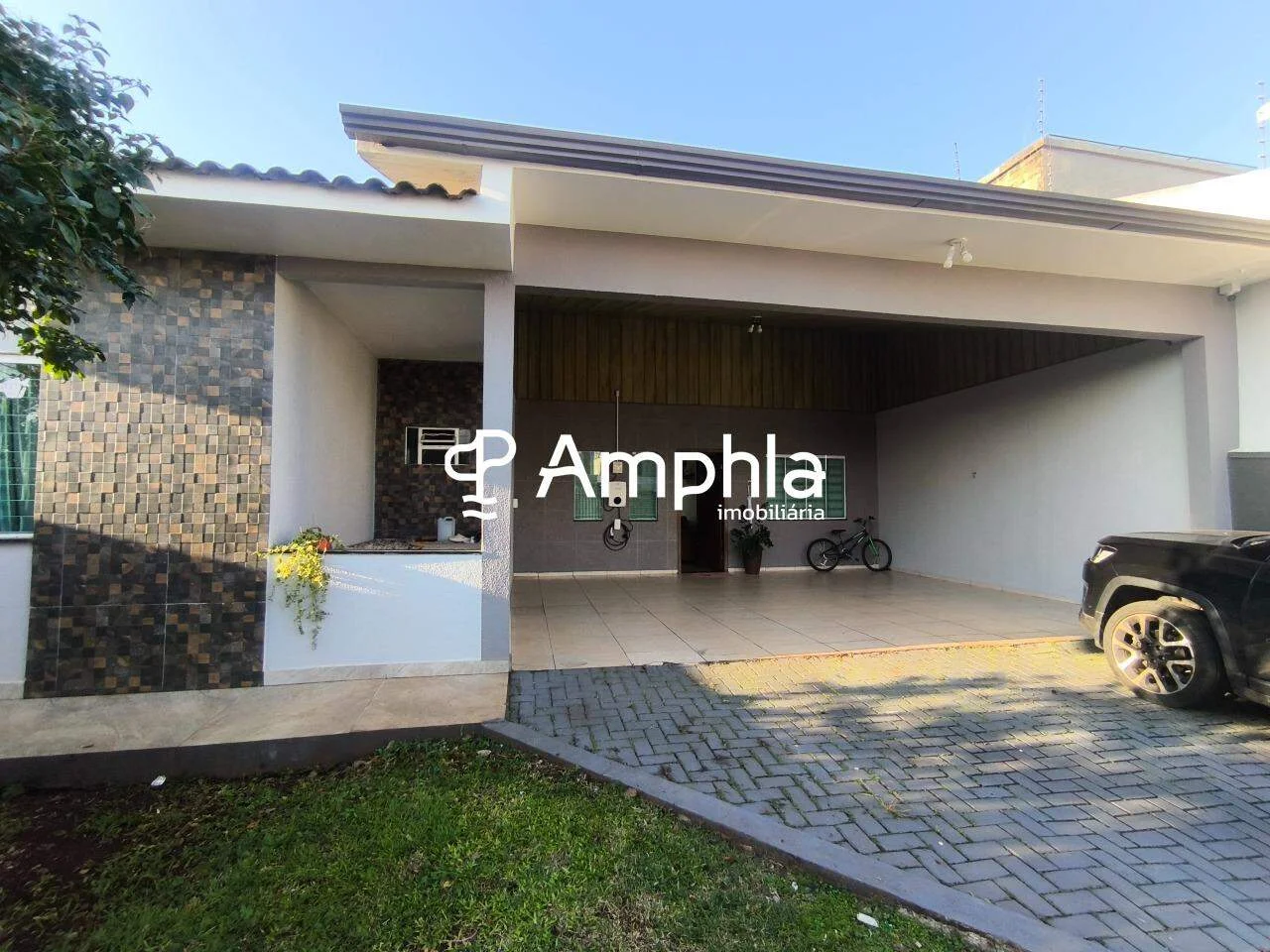 Casa Residencial 3 Quartos (1 Suíte) no Alto Alegre em Cascavel – 2 Vagas
