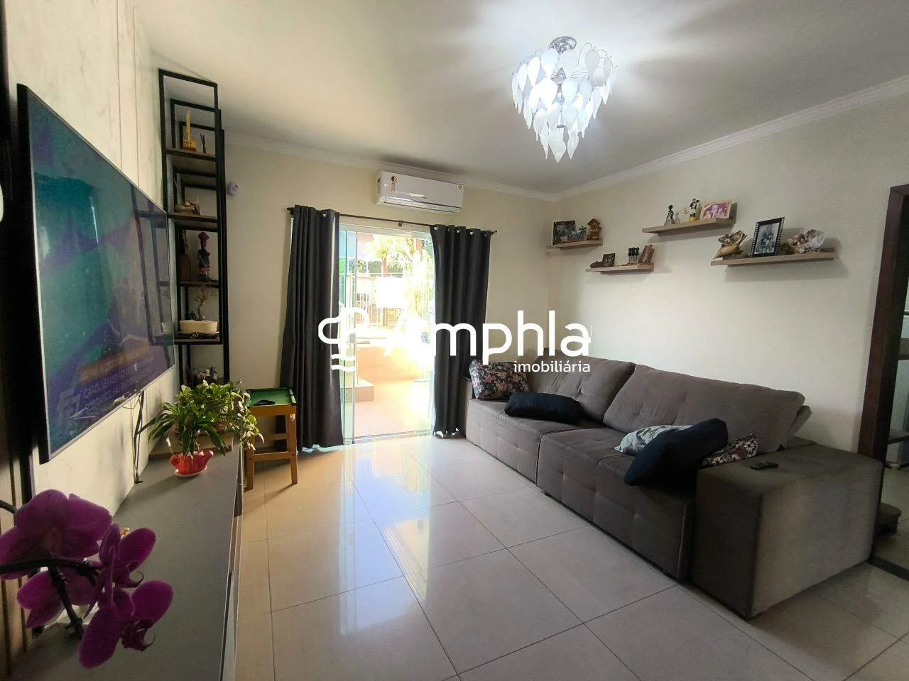 Casa Residencial 3 Quartos (1 Suíte) no Alto Alegre em Cascavel – 2 Vagas