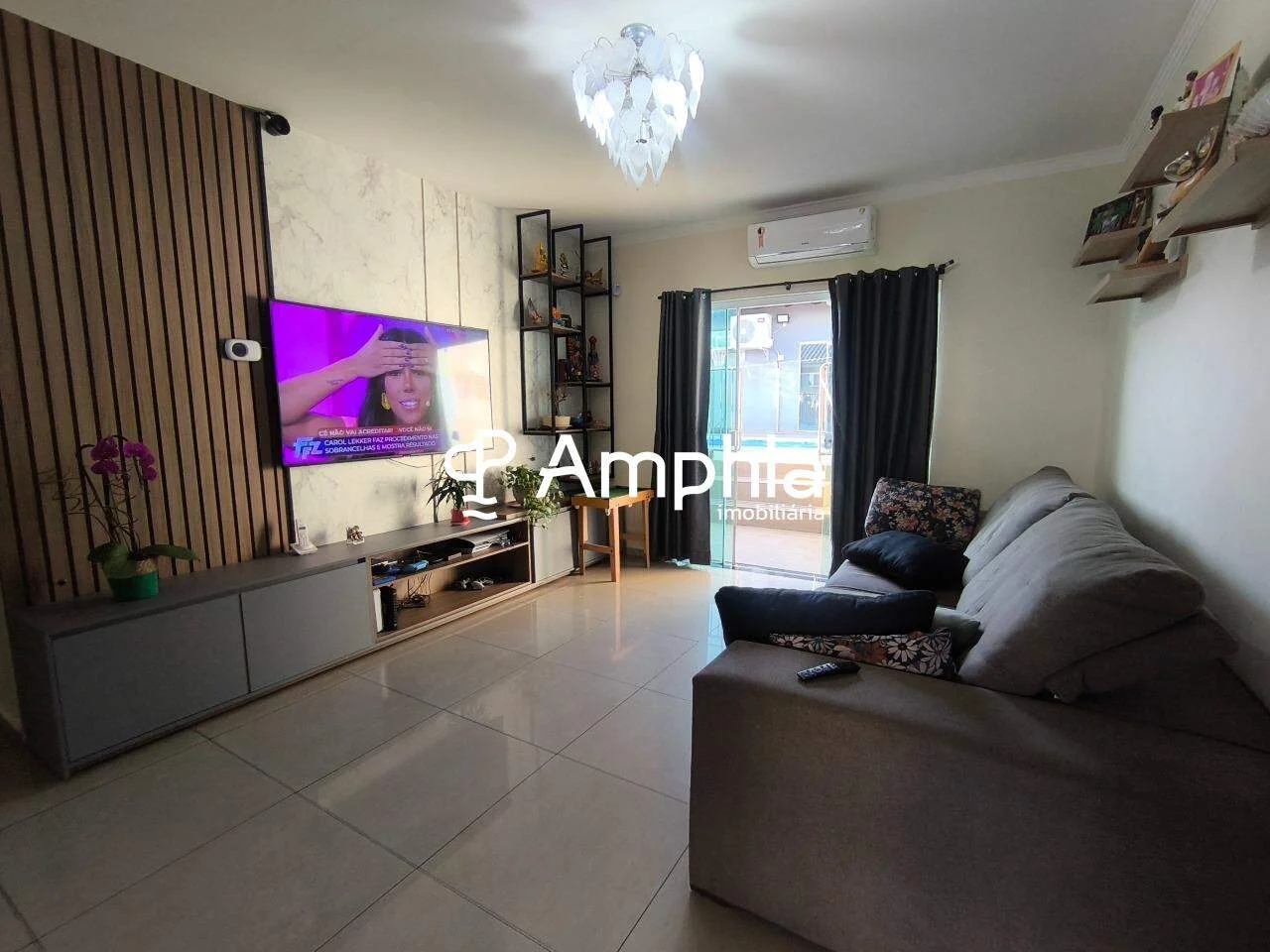 Casa Residencial 3 Quartos (1 Suíte) no Alto Alegre em Cascavel – 2 Vagas