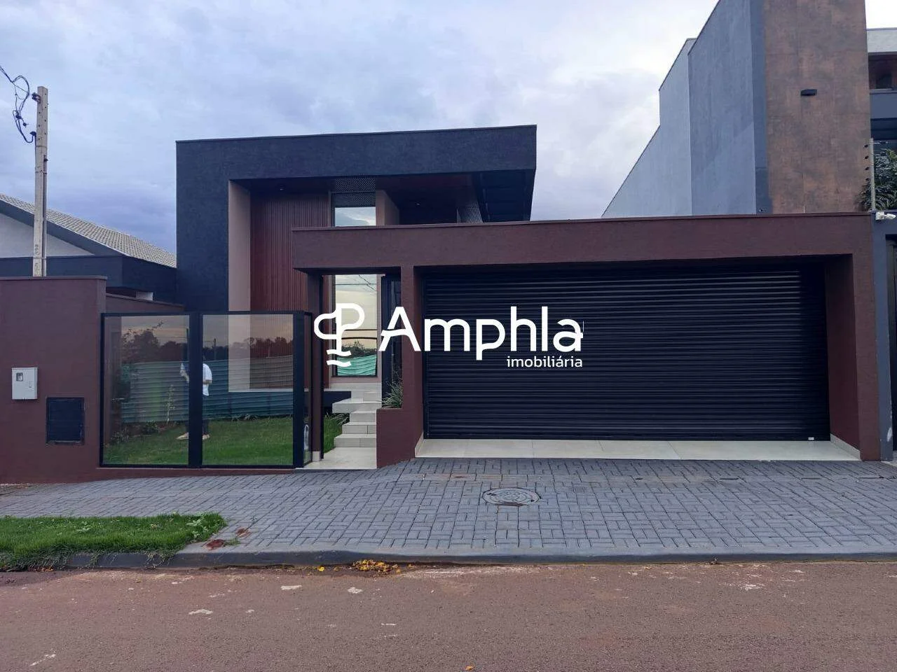 Casa Alto Padrão com Área Gourmet e Piscina – Brisa do Lago