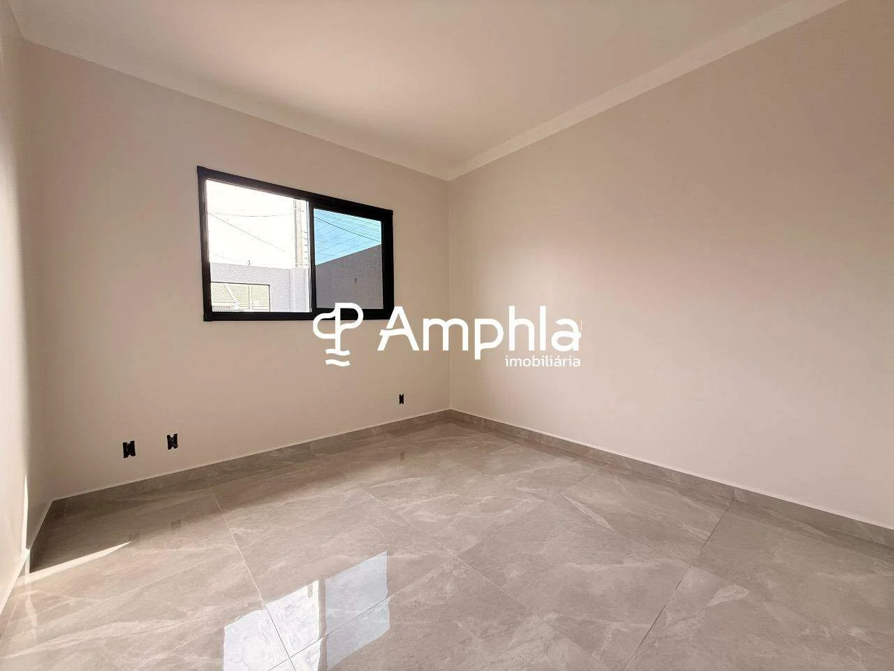 Casa com 1 suíte e 2 quartos, 86,96m² - Floresta, Cascavel-PR