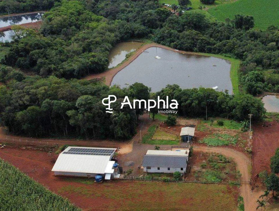Chácara de um alqueire e meio com criação de peixes em Quatro Pontes
