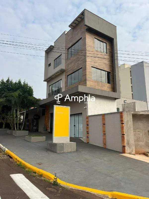 Apartamento Triplex à venda no bairro Jardim Santa Maria em Toledo