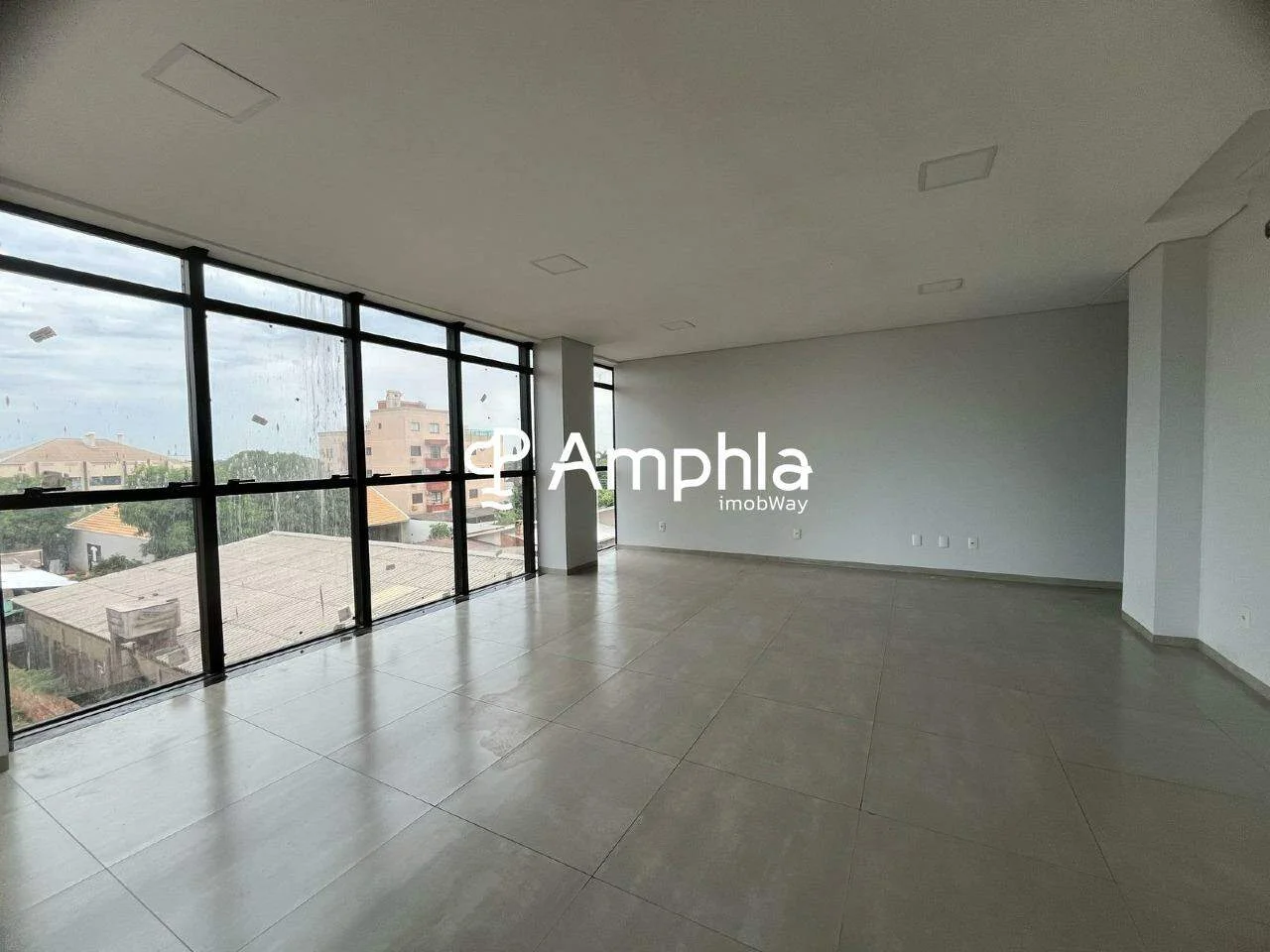 Sala comercial 2 Andar - centro de Marechal próximo ao Mercado Cercar