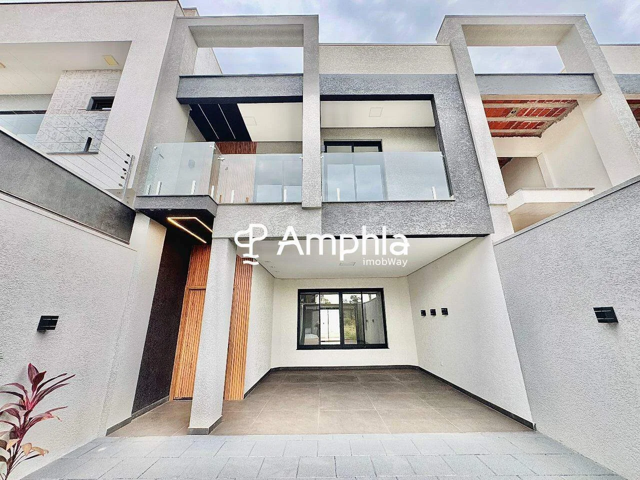 Sobrado com 3 suítes à venda, 217,35m² - Claudete, Cascavel-PR