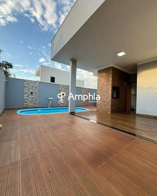 Casa à Venda Maravilhosa com Piscina