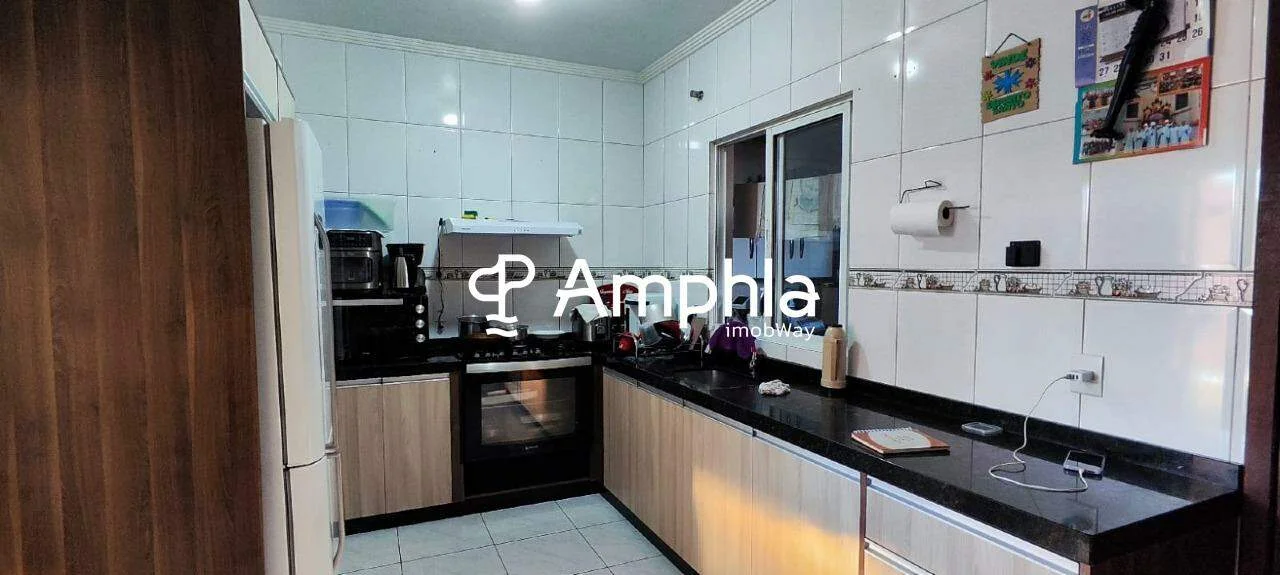 Casa à venda no bairro Santa Felicidade em Cascavel
